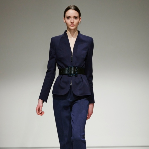 Escada 2 piece suit - Picture 7 of 7